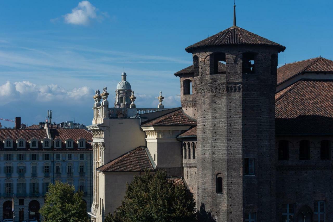 Mansarda In Piazza Castello Apartment
