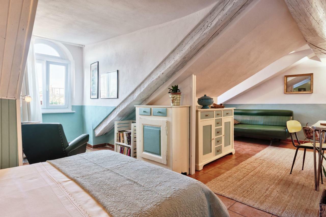 Mansarda In Piazza Castello Apartment *